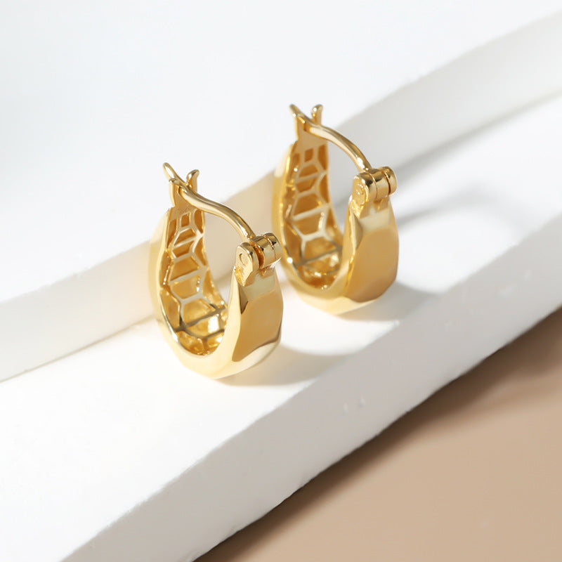 U-Shaped Three-Dimensional Cut Earrings